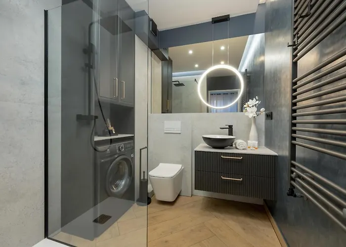 Black And Beige With Balcony And Parking In By Renters Daire